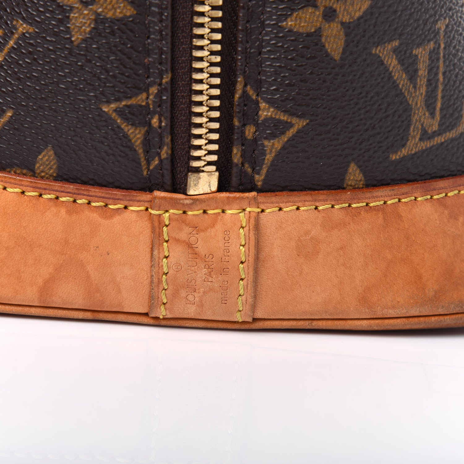 Louis Vuitton Monogram Alma PM 6 of 29