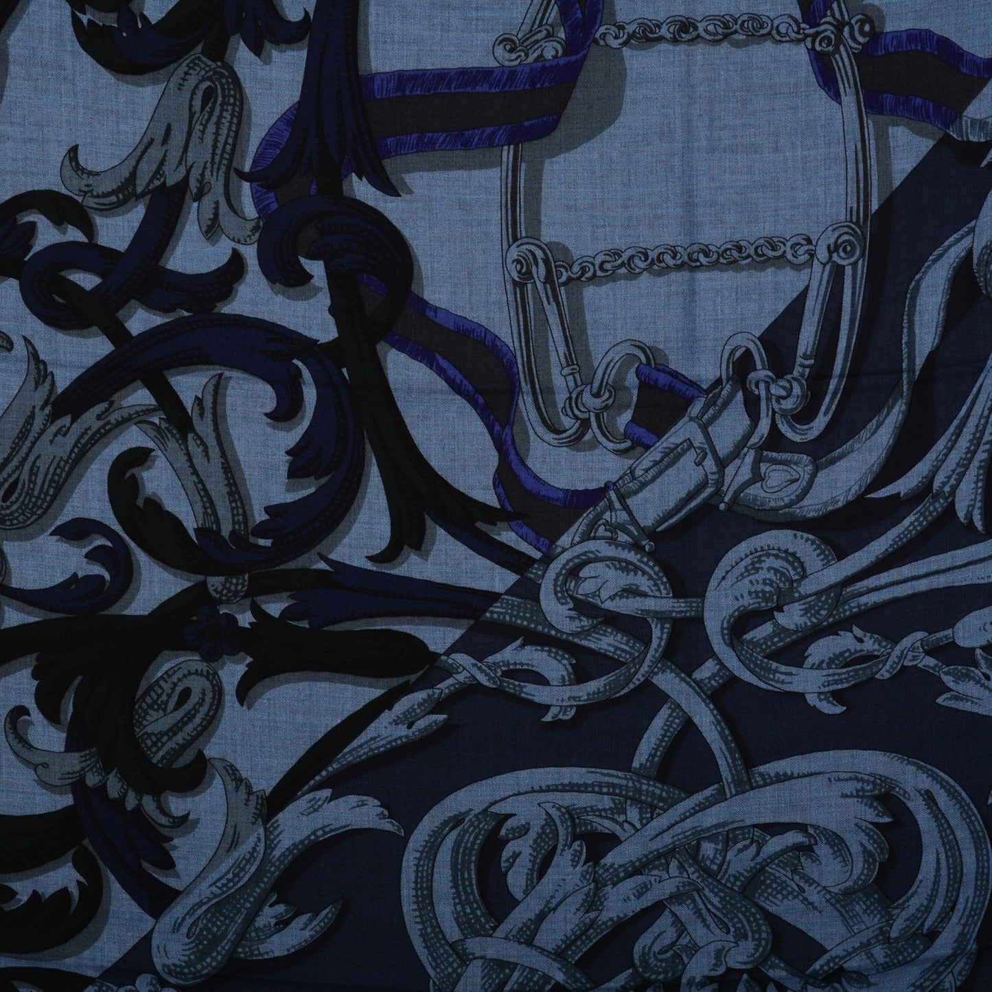 Cashmere Silk Le Mors a La Conetable Shawl 140 Marine Noir Bleu Chine