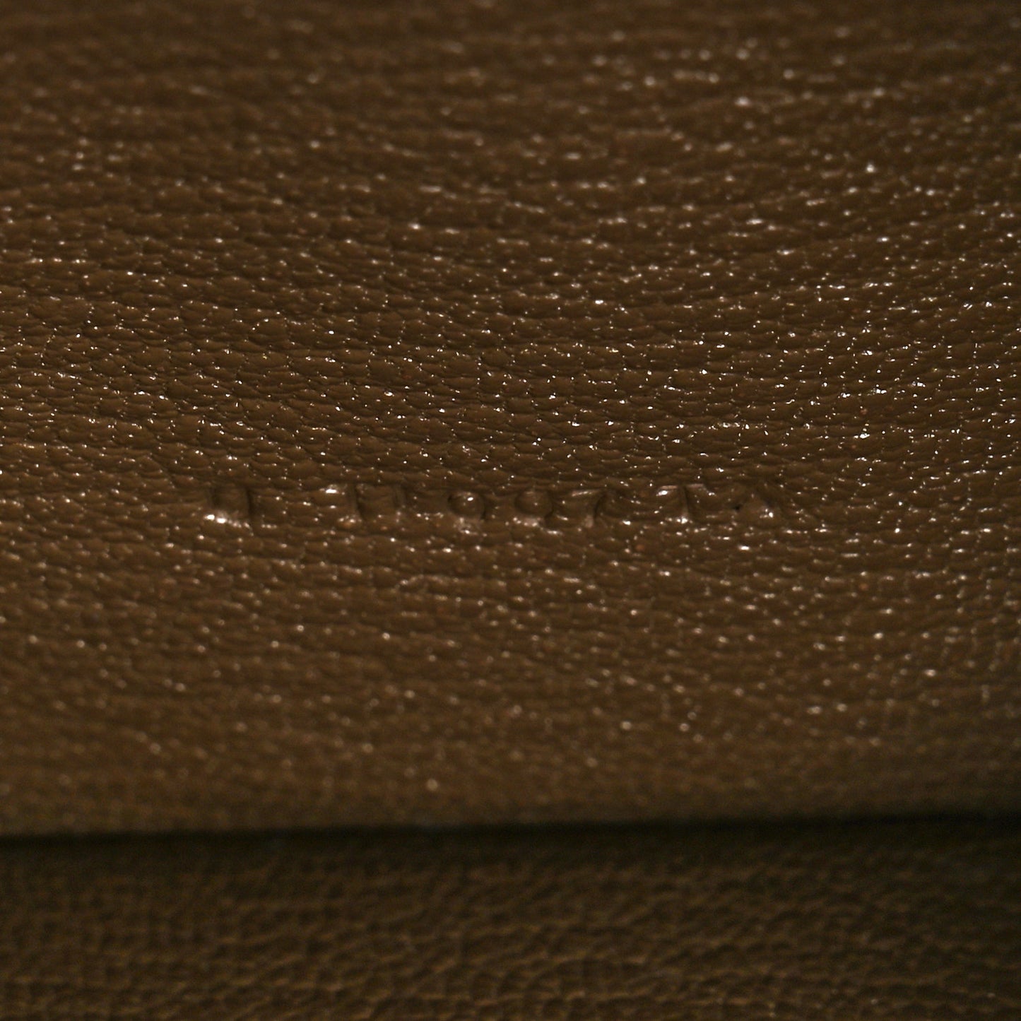 Chevre Mysore Bearn Gusset Wallet Etoupe