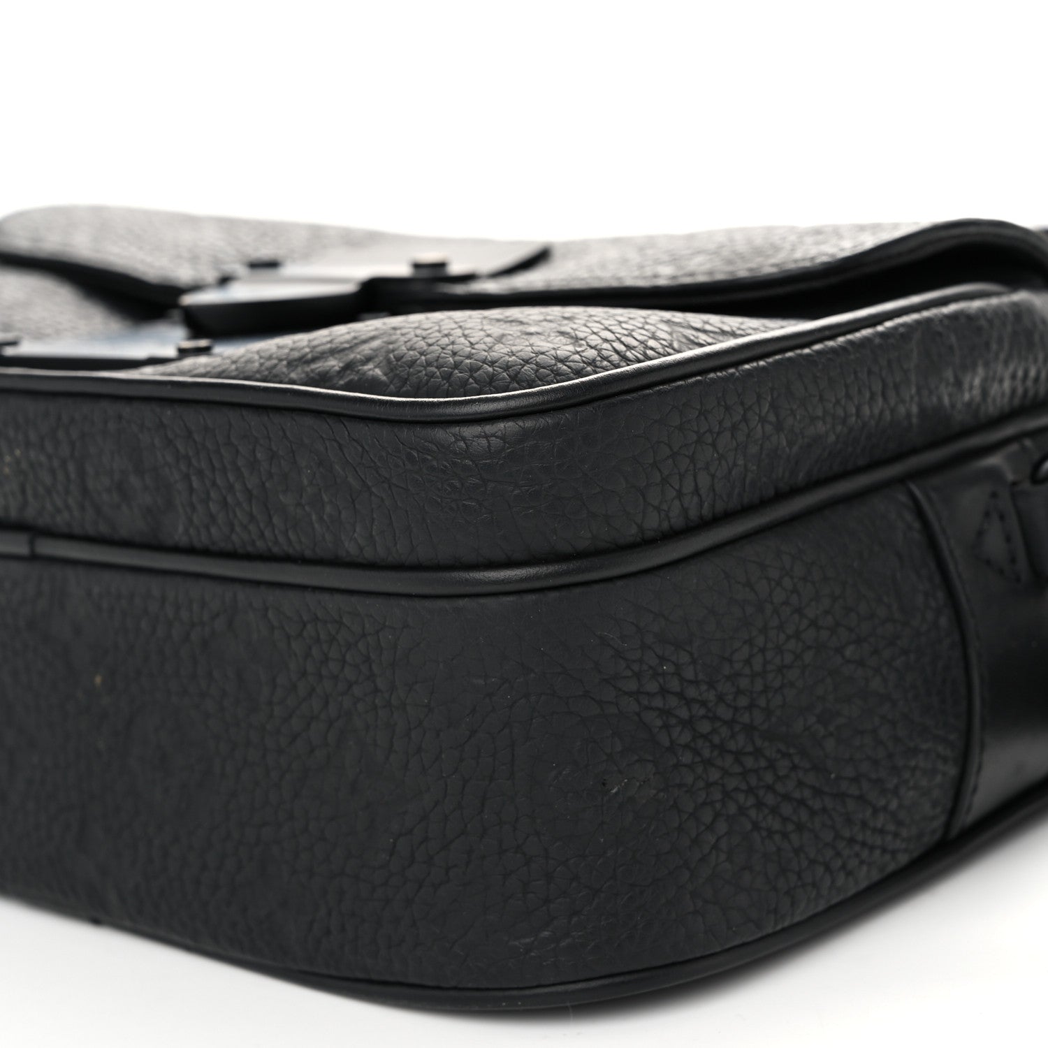 Louis Vuitton Taurillon Monogram S Lock Messenger Black 9 of 10