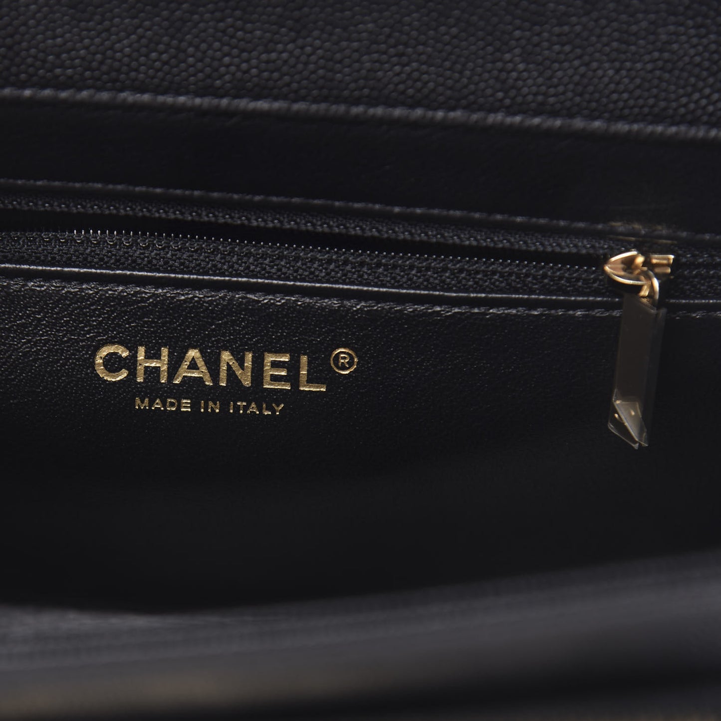 Caviar Quilted Medium Business Affinity Flap Black