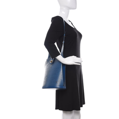 Louis Vuitton Epi Cluny Toledo 2 of 10