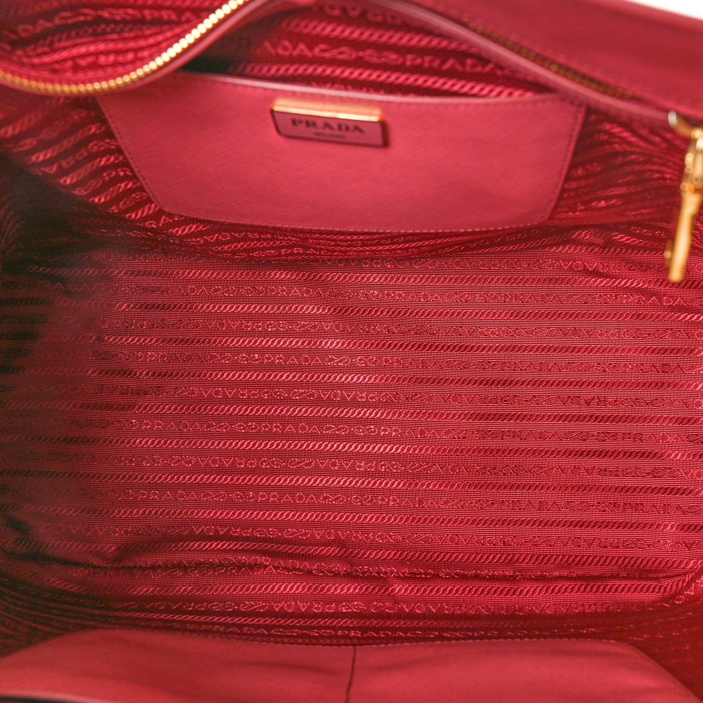 Saffiano Large Galleria Double Zip Tote Peonia