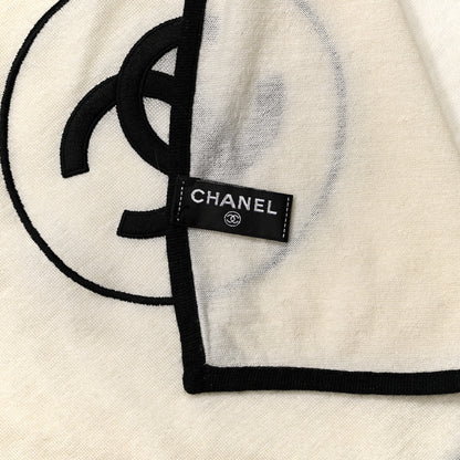 Chanel Cashmere Silk CC Scarf White Black 4 of 4