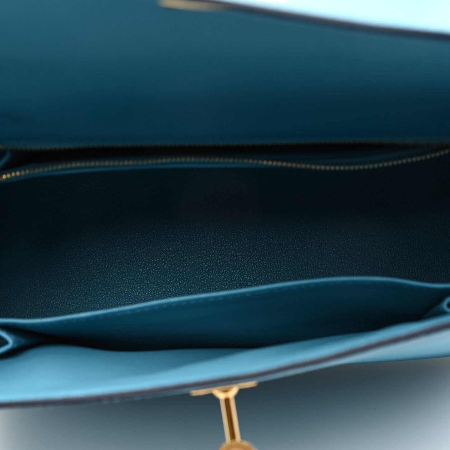 Madame Calfskin Kelly Sellier 25 Bleu du Nord