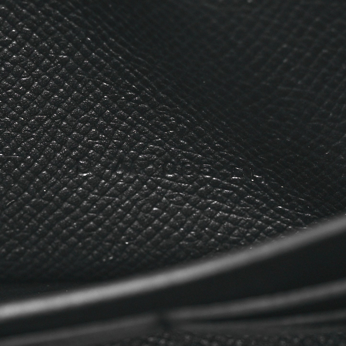 Epsom Kelly Longue Wallet Black