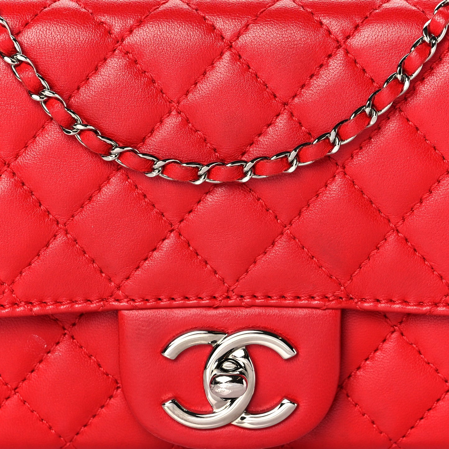 Lambskin Quilted Chain Clutch Flap Red