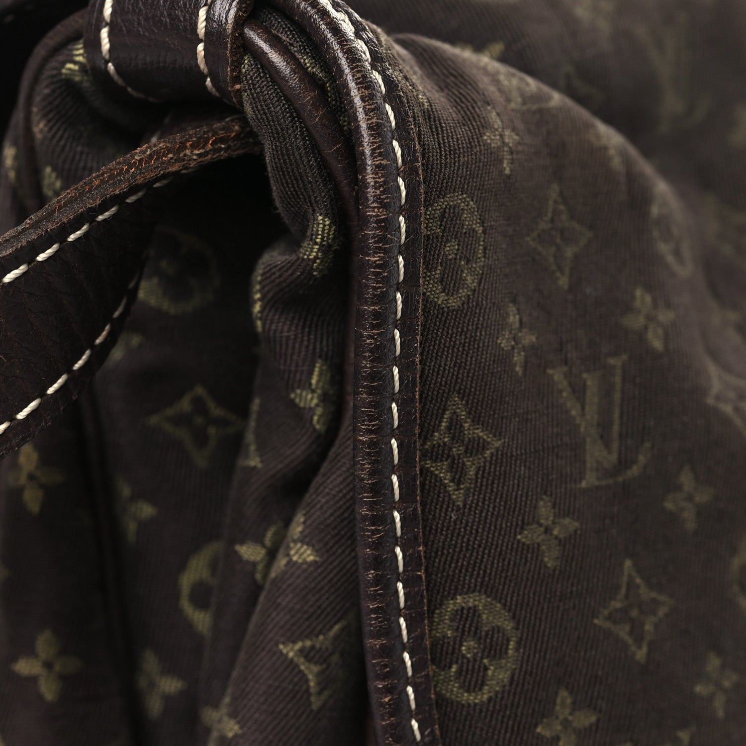 Louis Vuitton Monogram Mini Lin Saumur Ebene 12 of 12