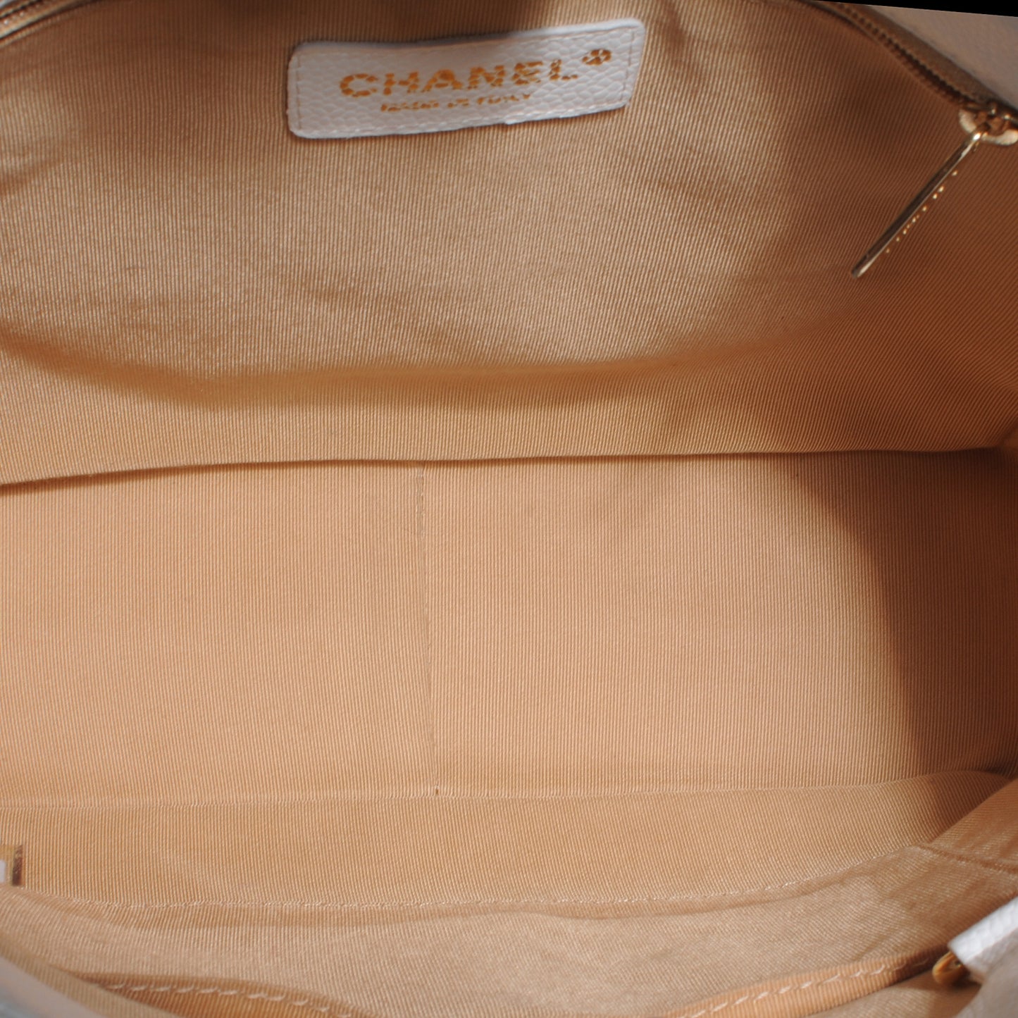 Caviar Petit Shopping Tote PST White