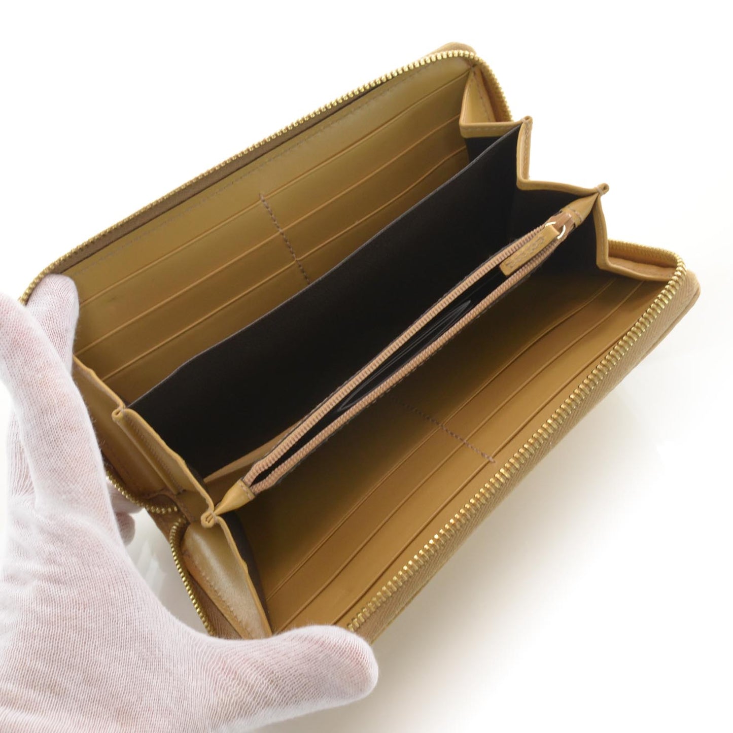 Guccissima Metal Bar Zip Around Wallet Tan