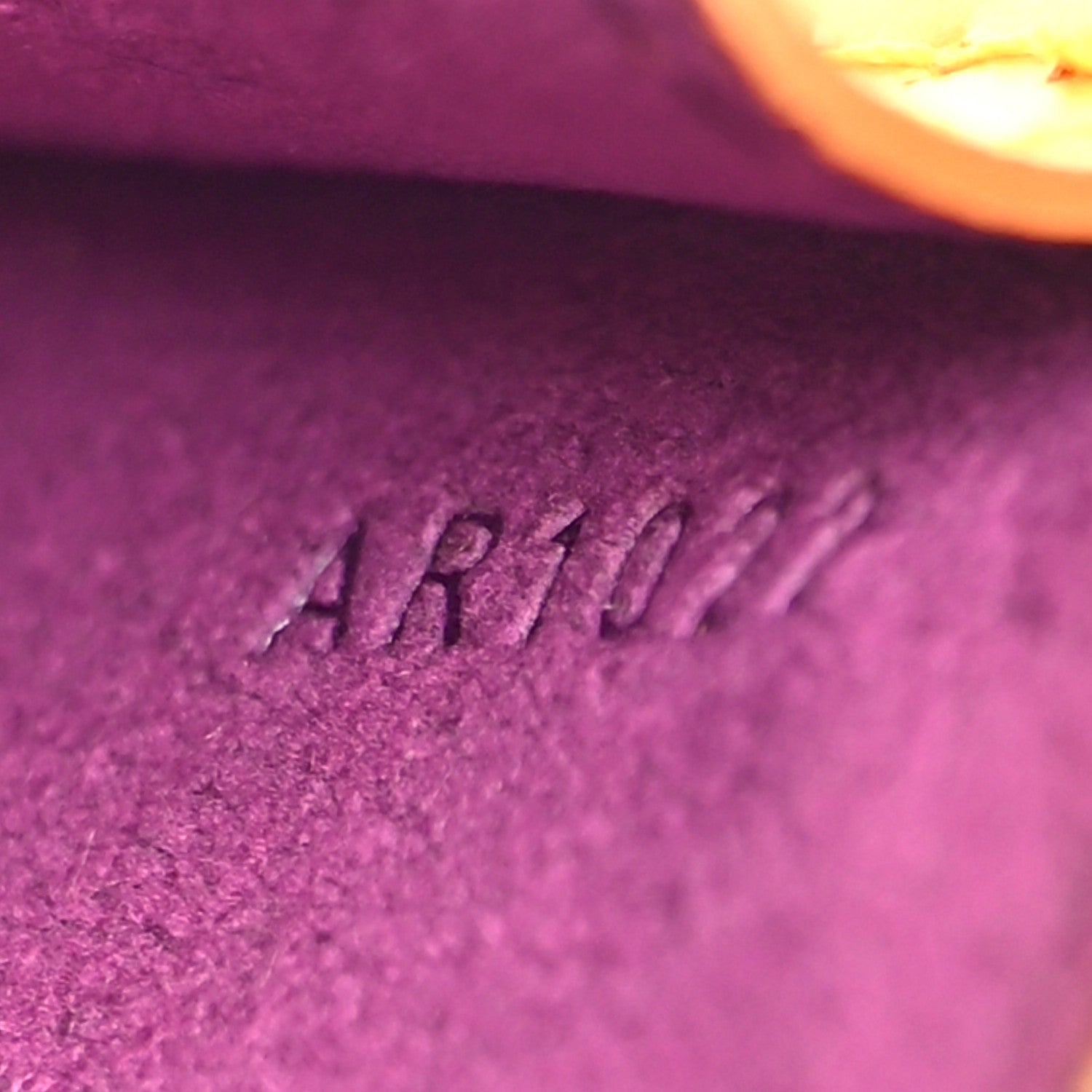 Louis Vuitton Epi Pochette Accessories 24 Tassil 6 of 10