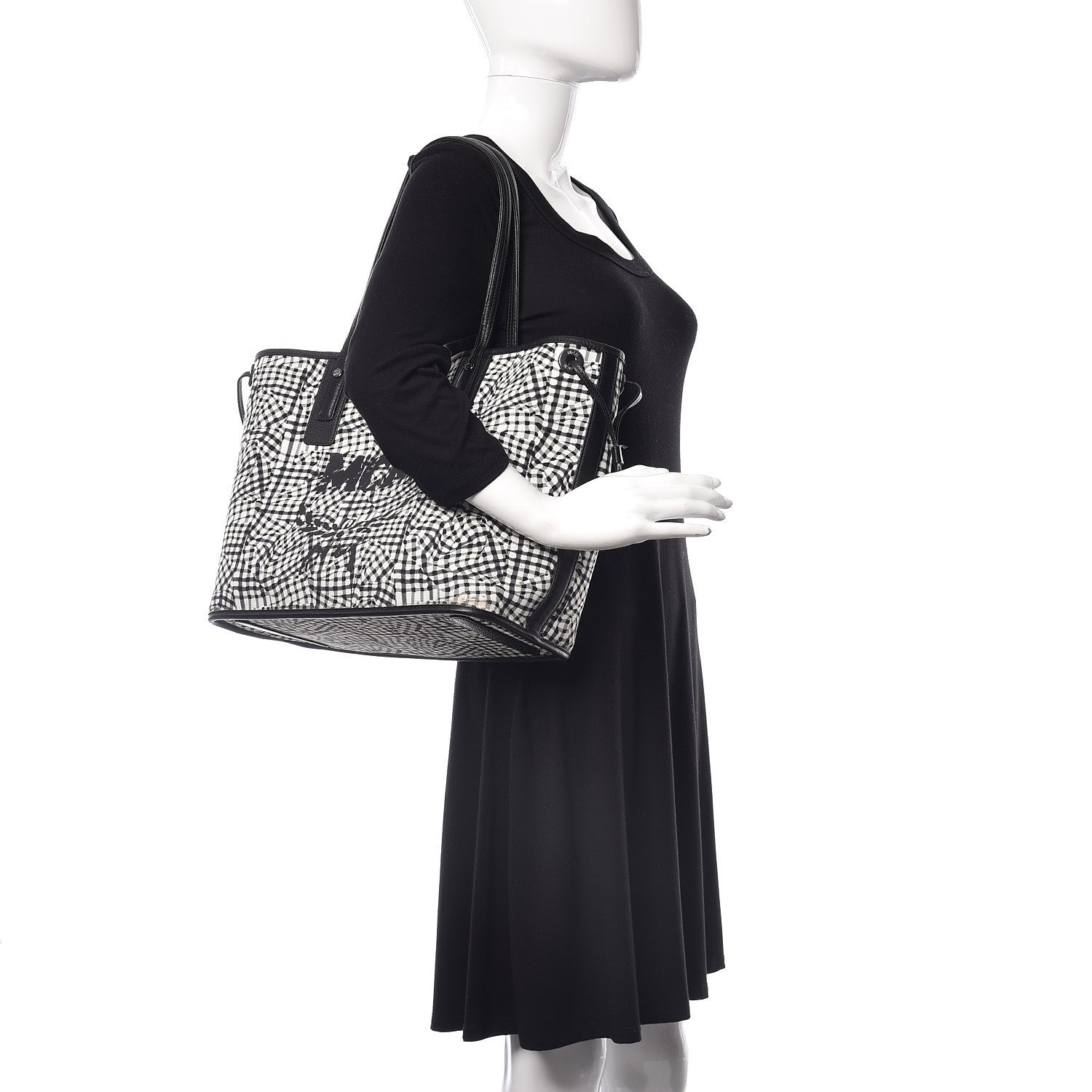 MCM Visetos Medium Liz Reversible Shopper Tote Black 2 of 13