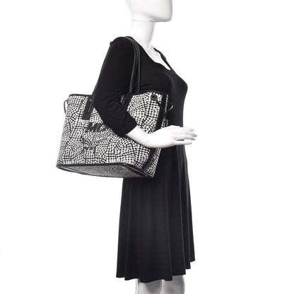 MCM Visetos Medium Liz Reversible Shopper Tote Black 2 of 13