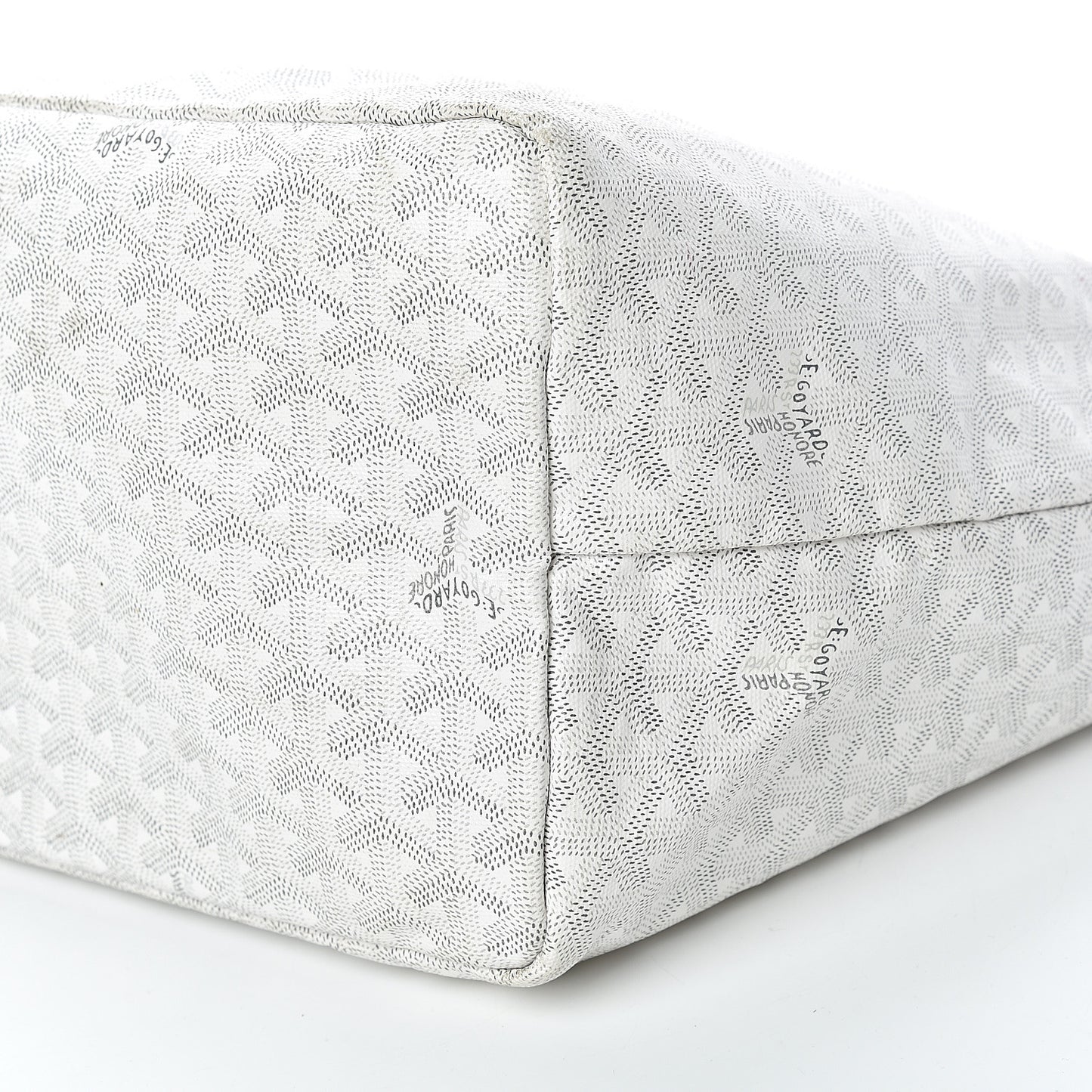 Goyardine Saint Louis GM White
