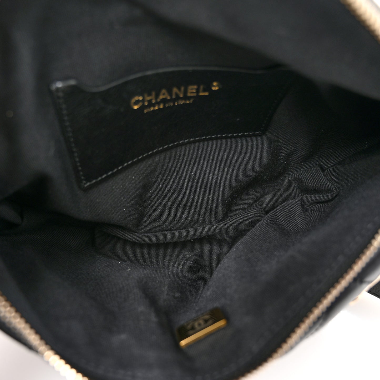 Shiny Aged Calfskin Quilted CC Pockets Jacket Waist Belt Bag Black