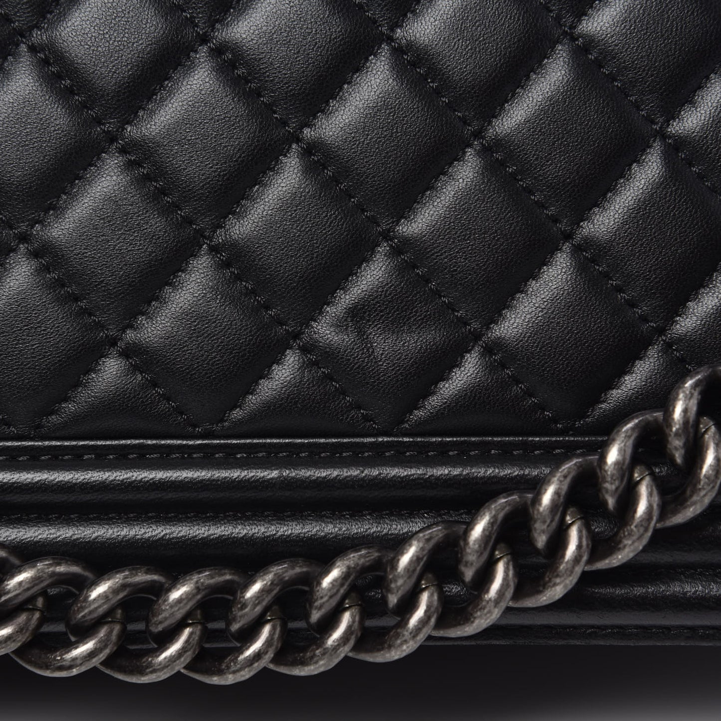 Lambskin Quilted New Medium Boy Flap Black