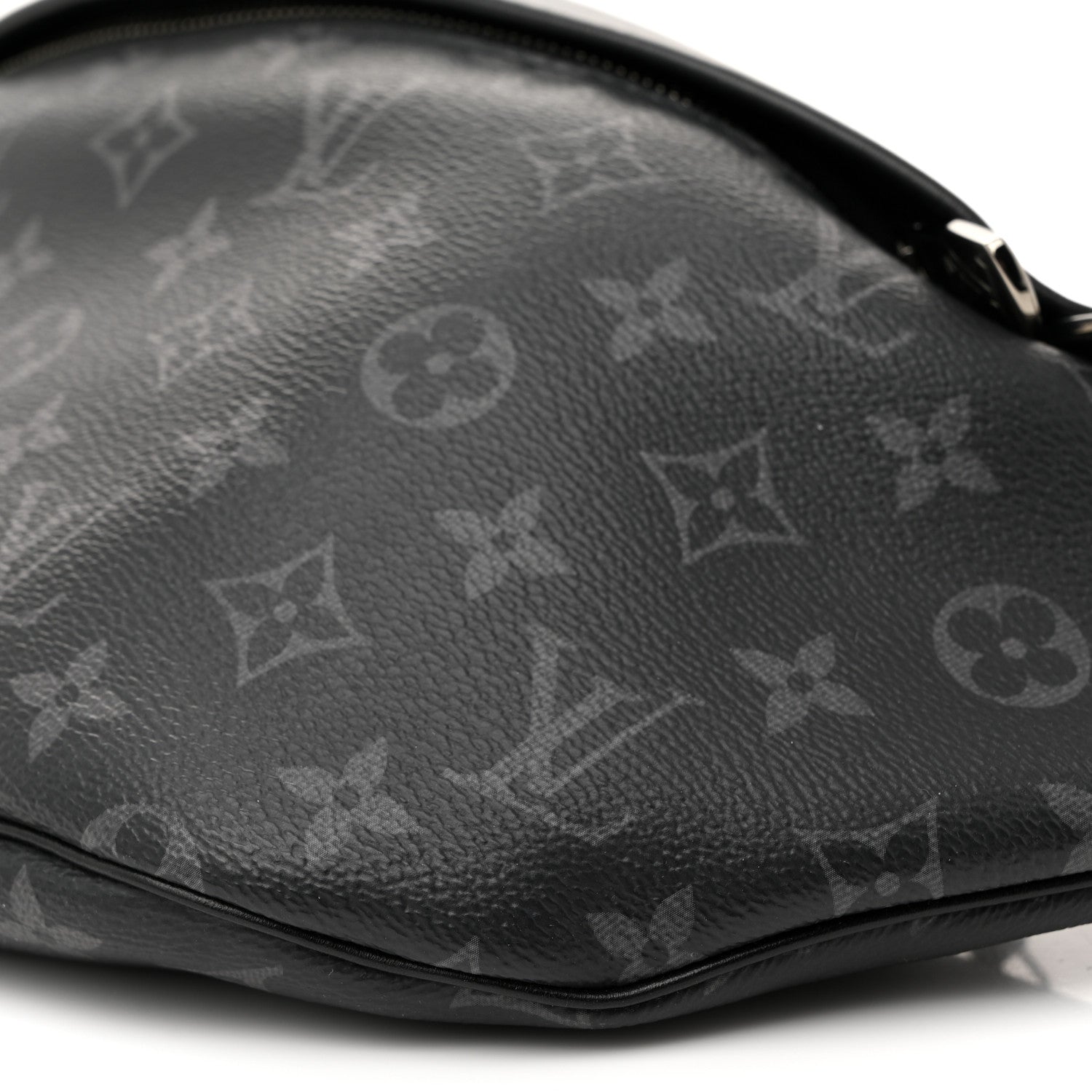 Louis Vuitton Monogram Eclipse Discovery Bumbag 9 of 10