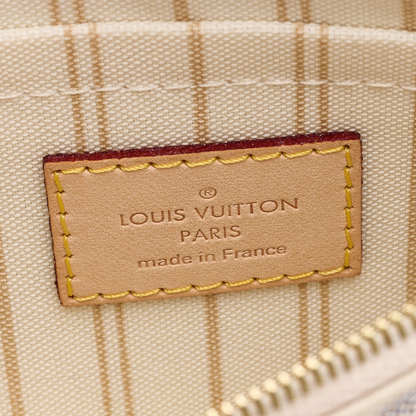 Damier Azur Neverfull PM Pochette