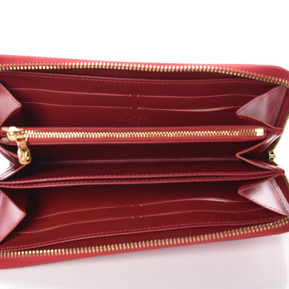 Louis Vuitton Vernis Zippy Wallet Pomme D'Amour 5 of 11
