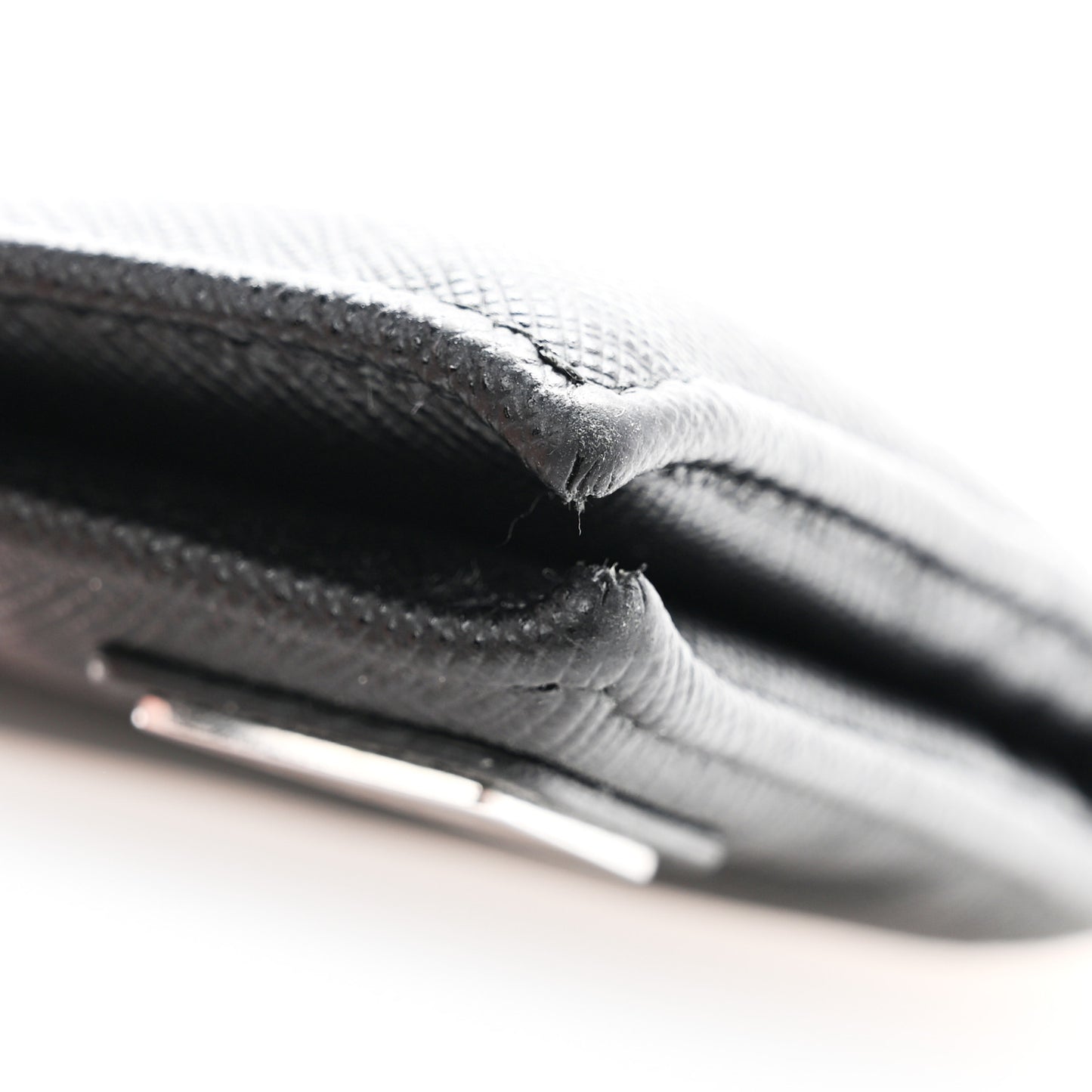 Saffiano Triangle Bi-Fold Wallet Black
