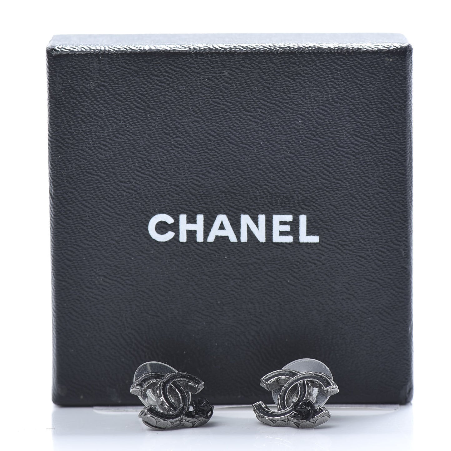 Enamel CC Camellia Earrings Ruthenium