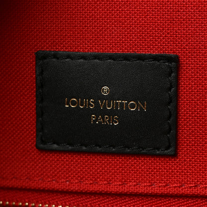 Louis Vuitton Reverse Monogram Giant Onthego MM 6 of 10
