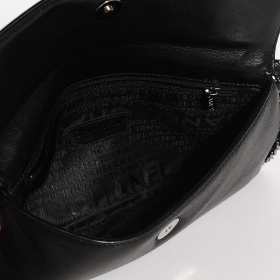 Lambskin Chain Flap Black