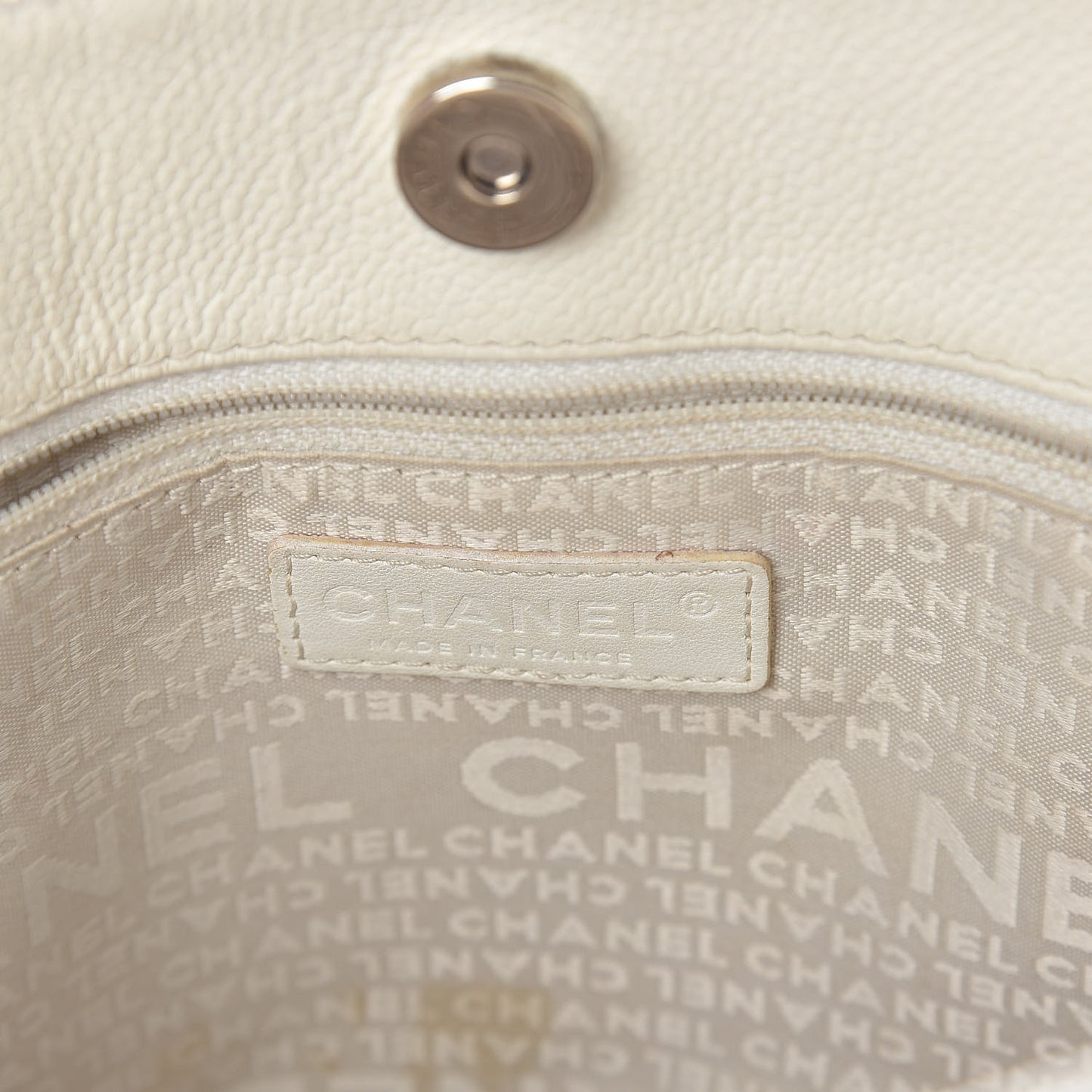 Caviar Square Stitched Tote White