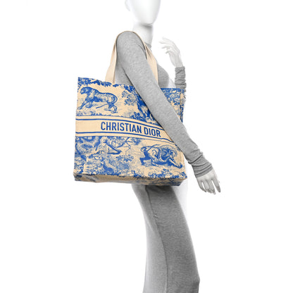 Christian Dior Straw Dioriviera Tote Blue 2 of 8