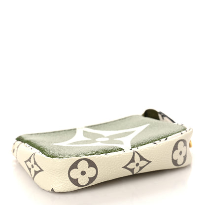 Louis Vuitton Monogram Giant Micro Pochette Accessories Kaki White 4 of 8