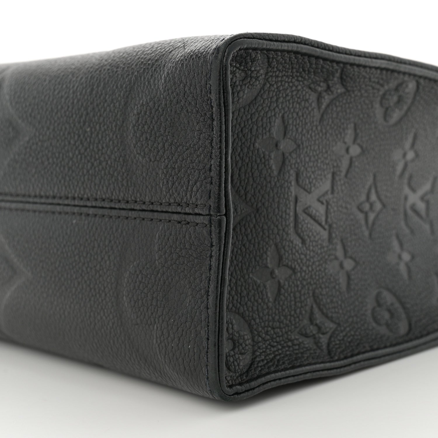 Louis Vuitton Empreinte Monogram Giant Onthego PM Black 9 of 10