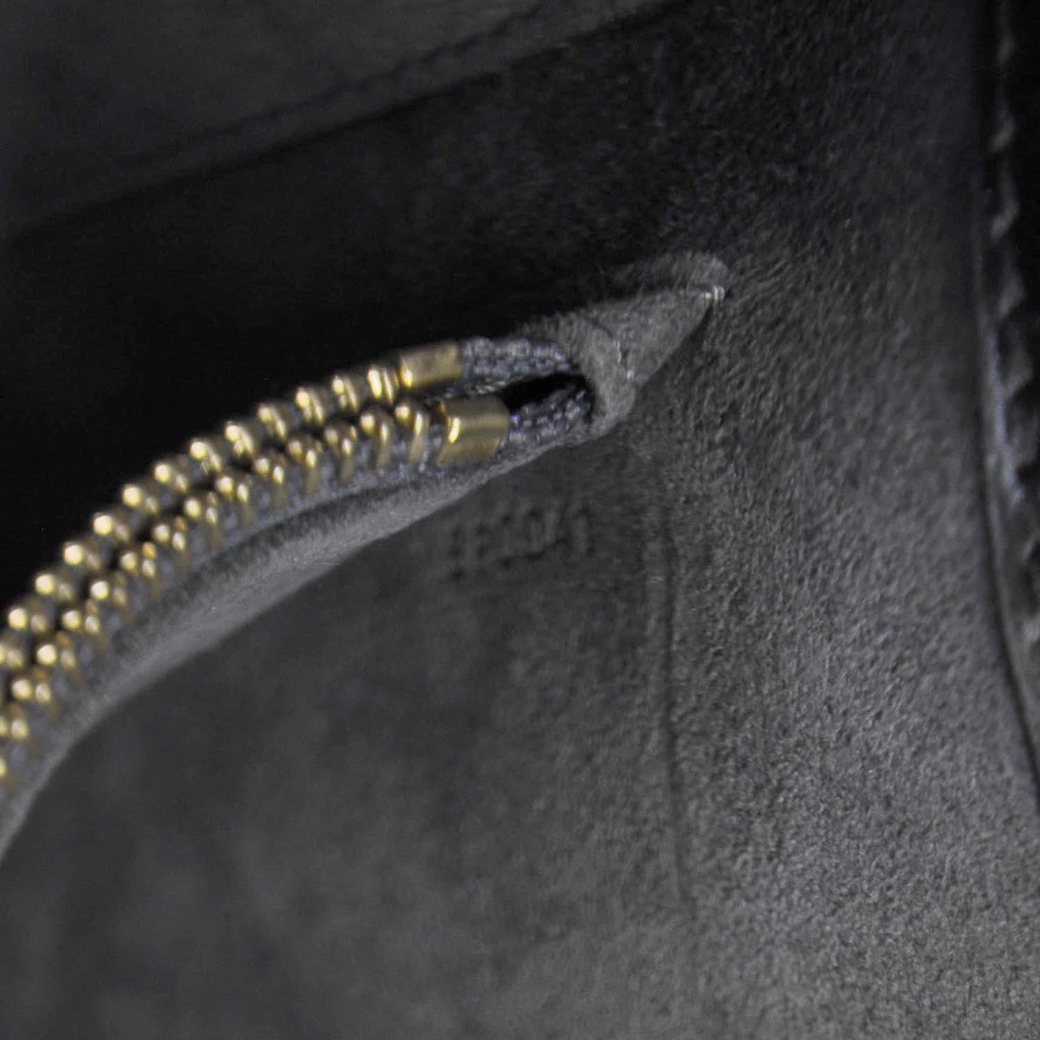 Louis Vuitton Epi Buci Black 9 of 9