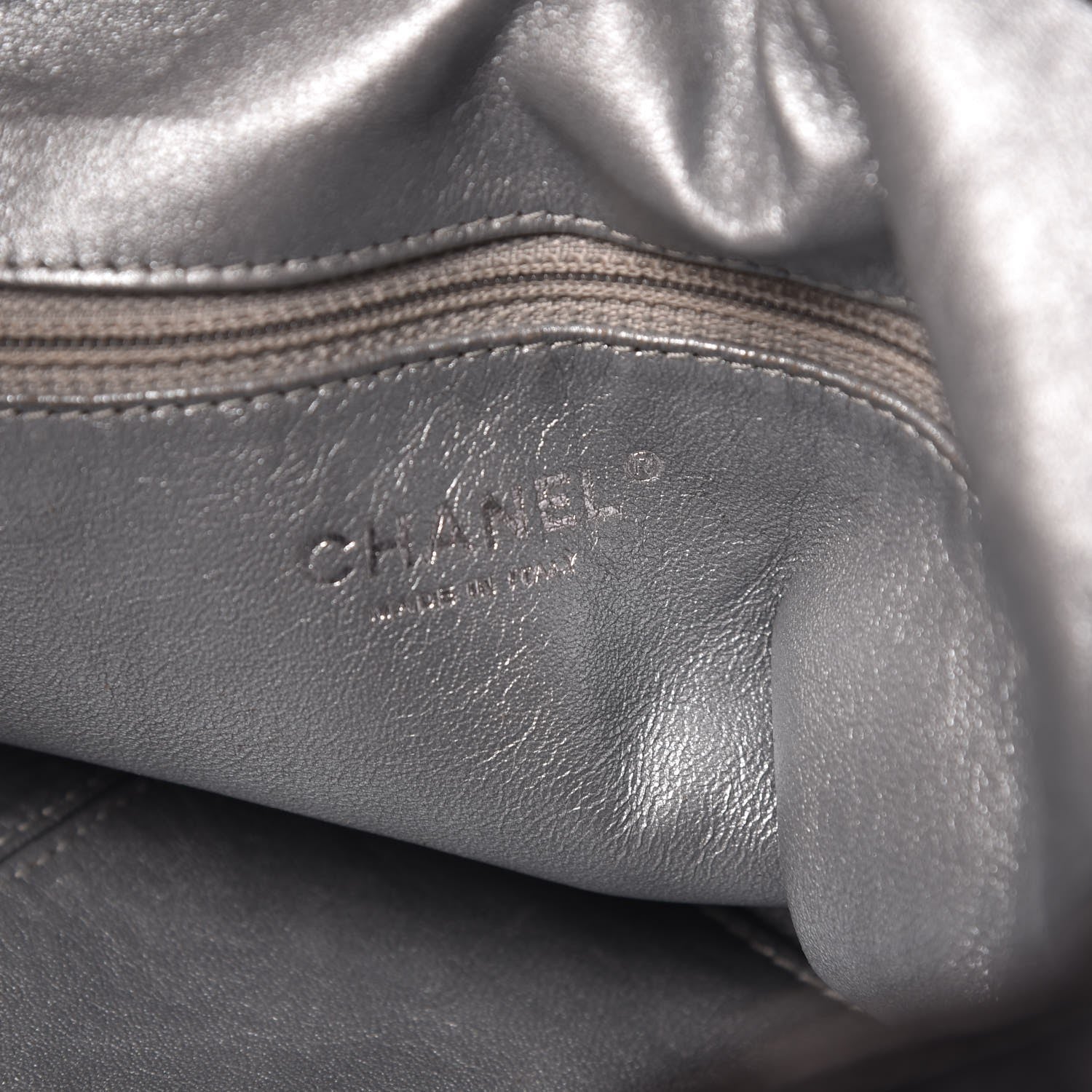 Chanel Glazed Caviar Modern Chain Tote Black 6 of 7