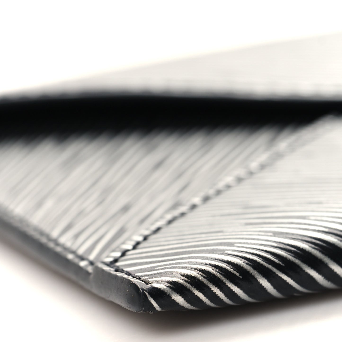 Metallic Epi Medium Kirigami Pochette Insert Platine