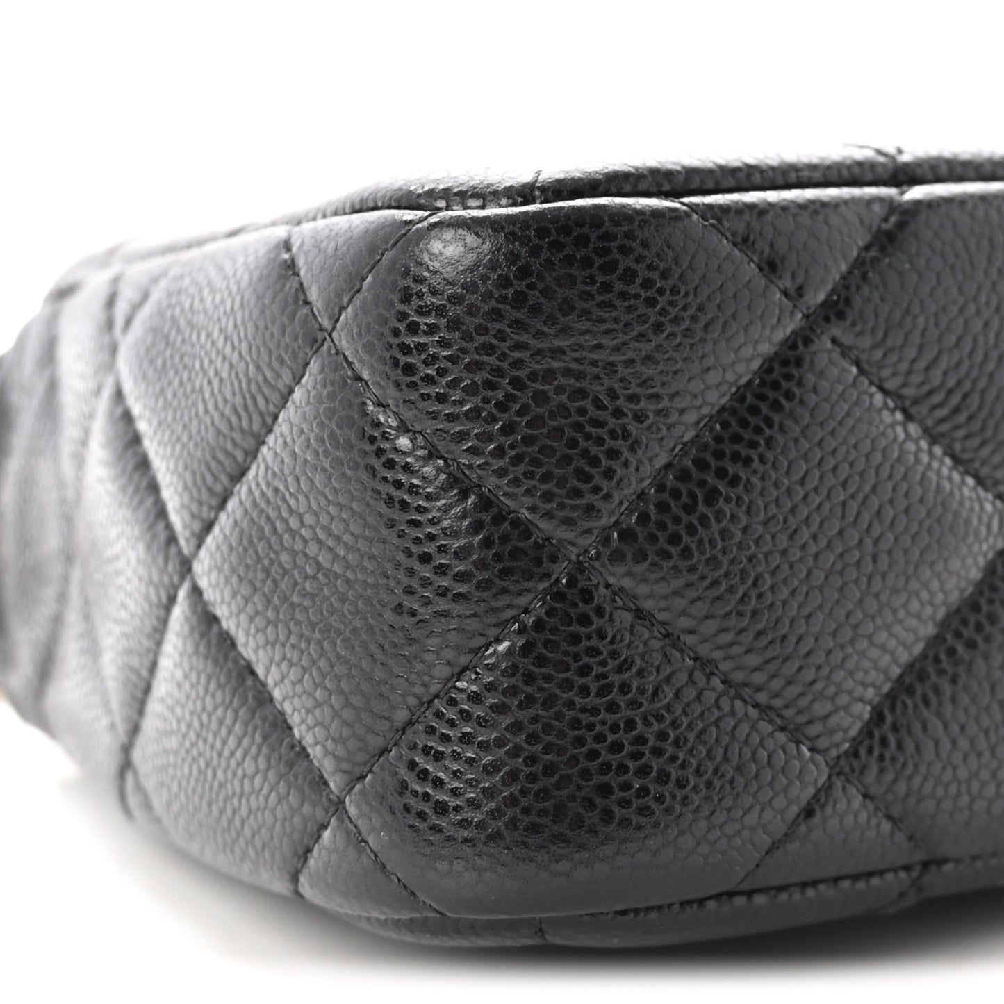 Caviar Quilted Purse With Chain Black