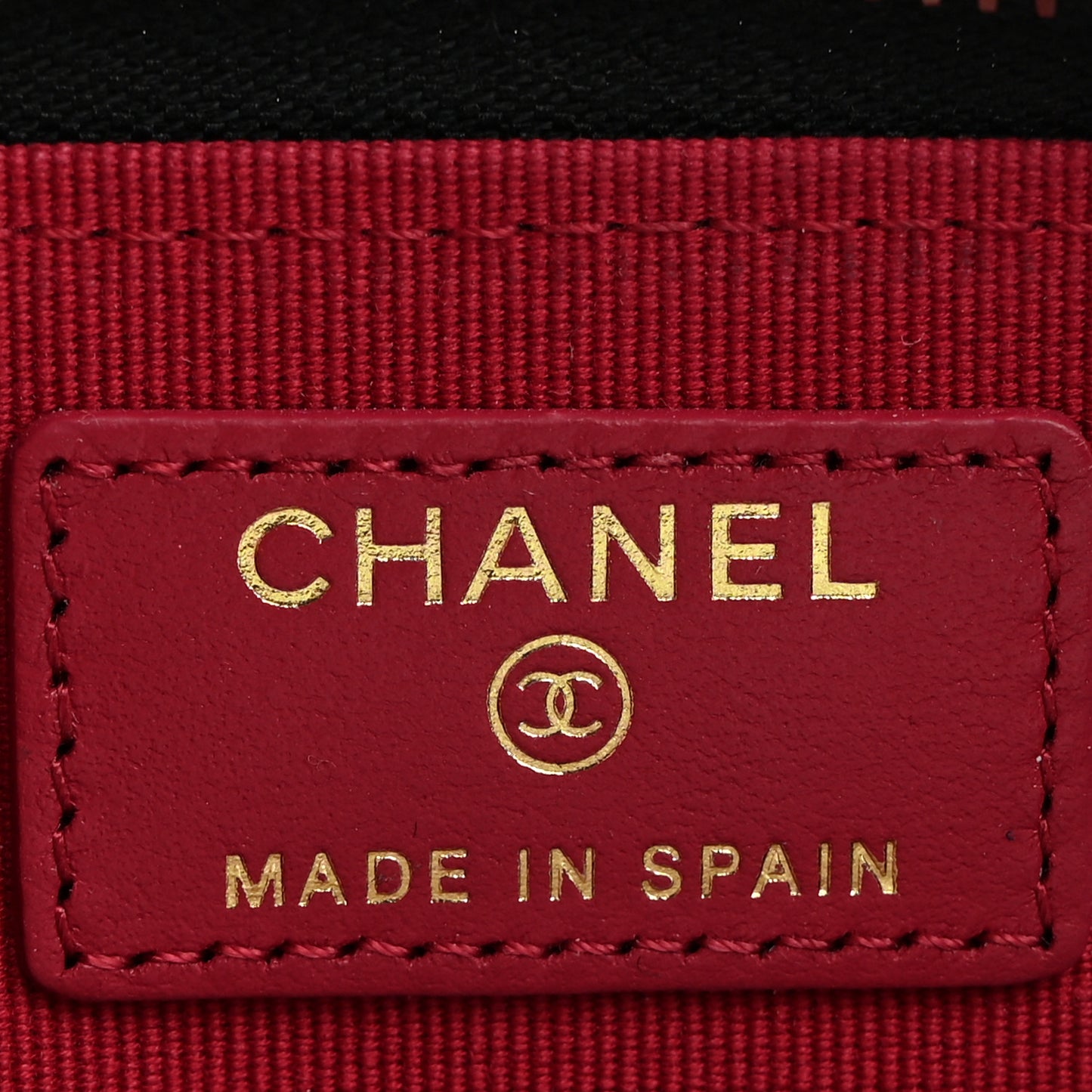 Lambskin Quilted Chanel 19 Vertical Zip Card Holder Wallet Black