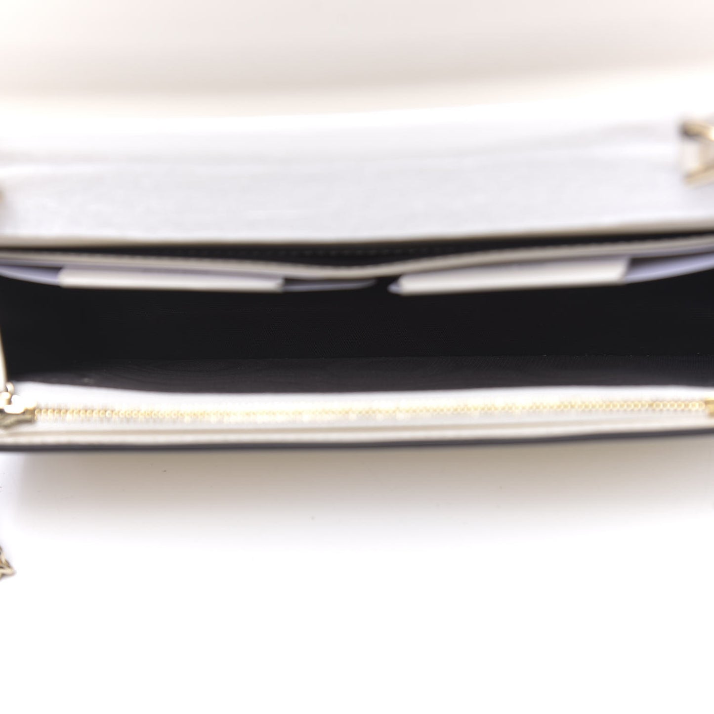 Guccissima Bow Chain Wallet White