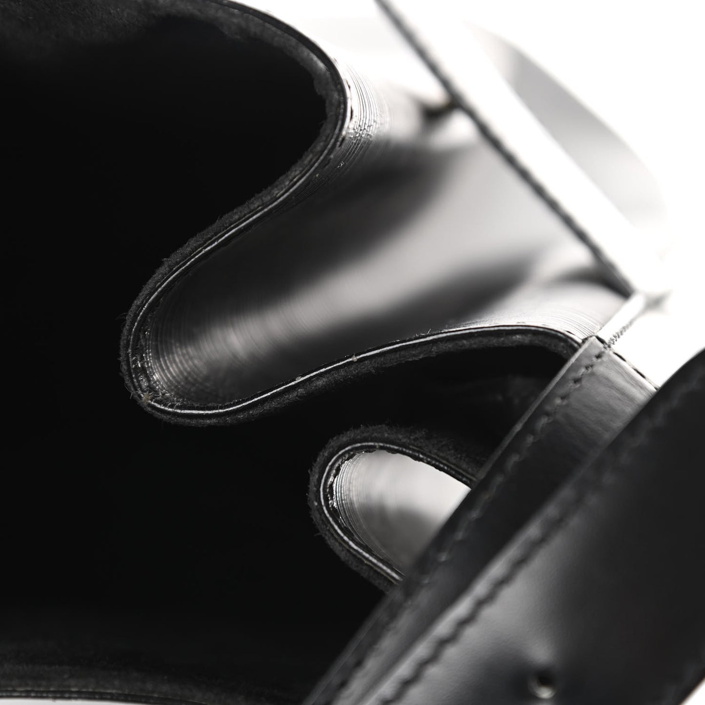 Epi Sac D'Epaule GM Black