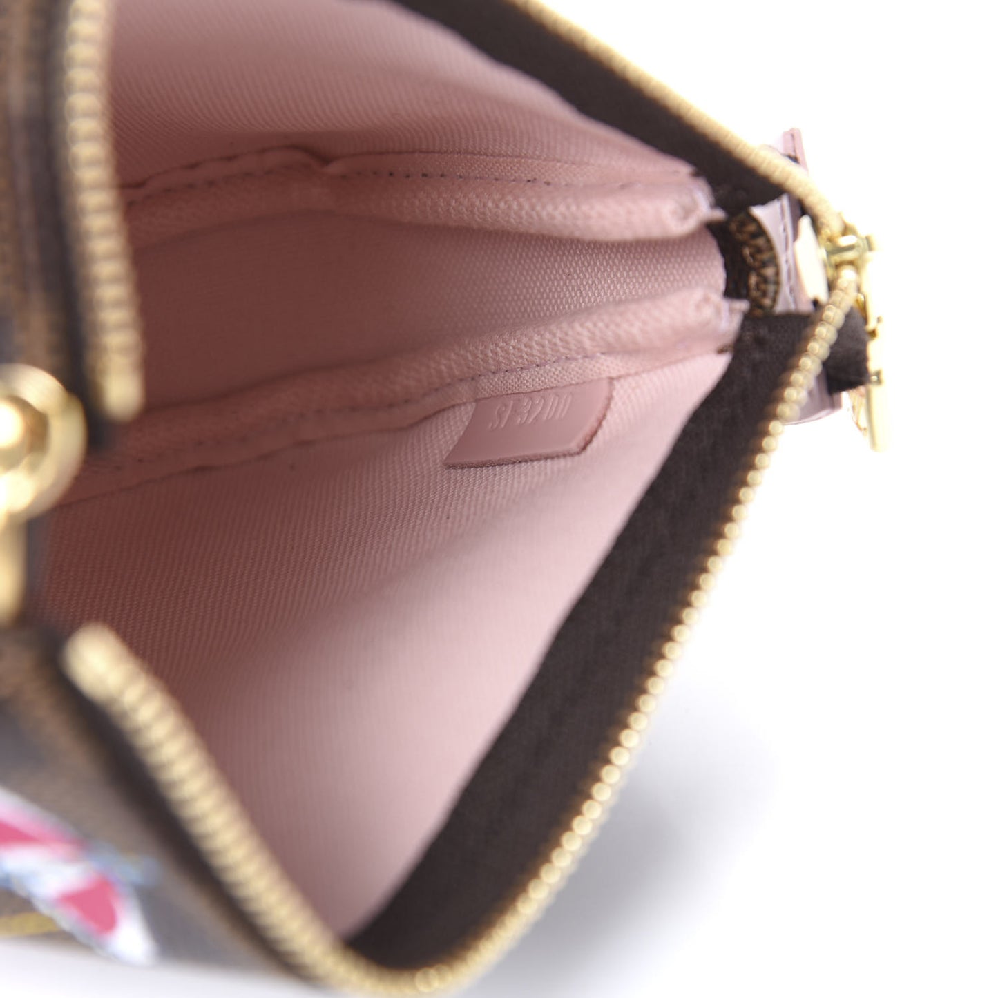 Damier Ebene 2020 Christmas Animation Big Wheel Mini Pochette Accessories Rose Ballerine