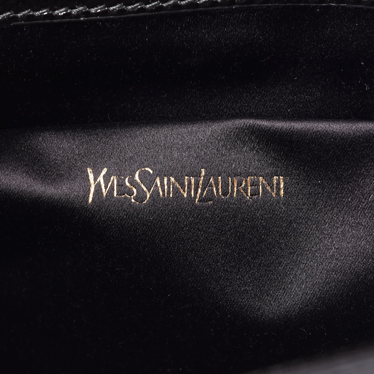 Saint Laurent Textured Patent Monogram Large Belle De Jour Clutch Black 6 of 6