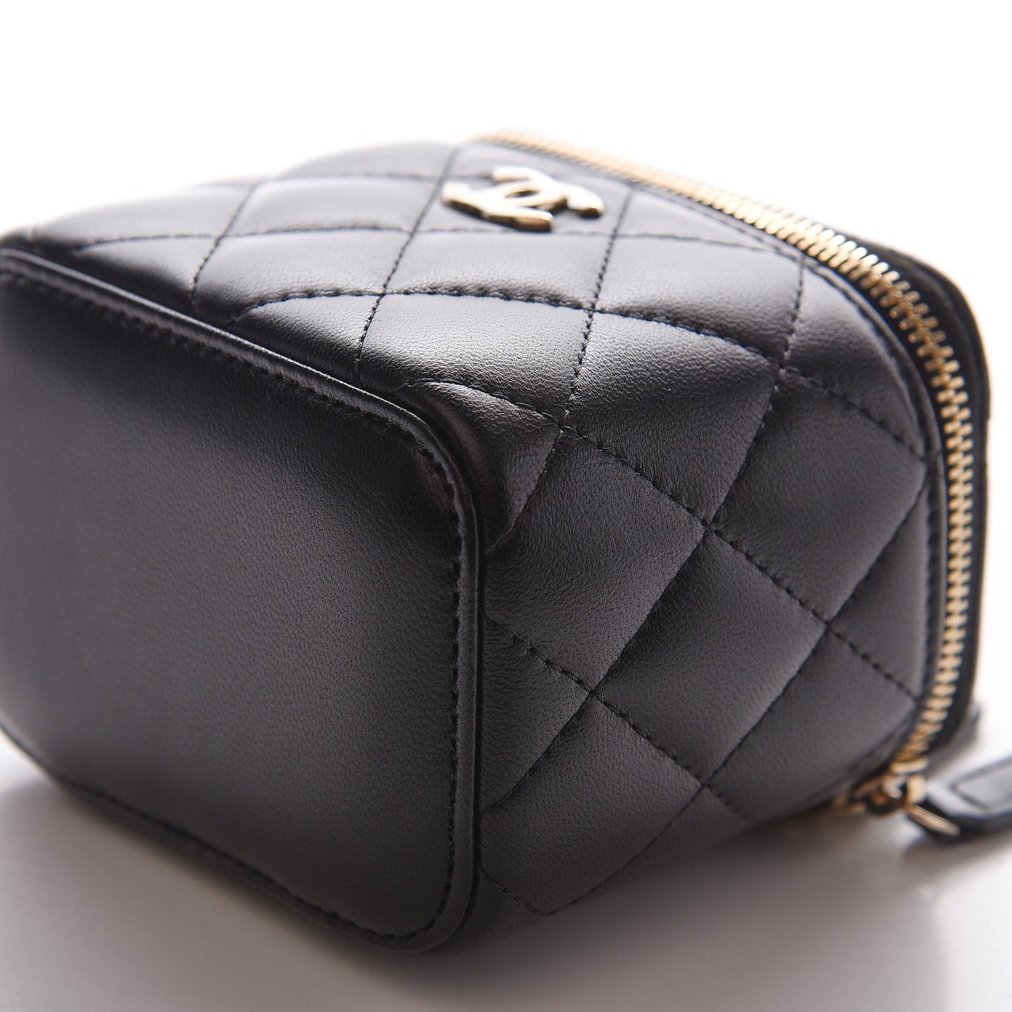 Lambskin Quilted Trendy Mini Vanity Case With Chain Black