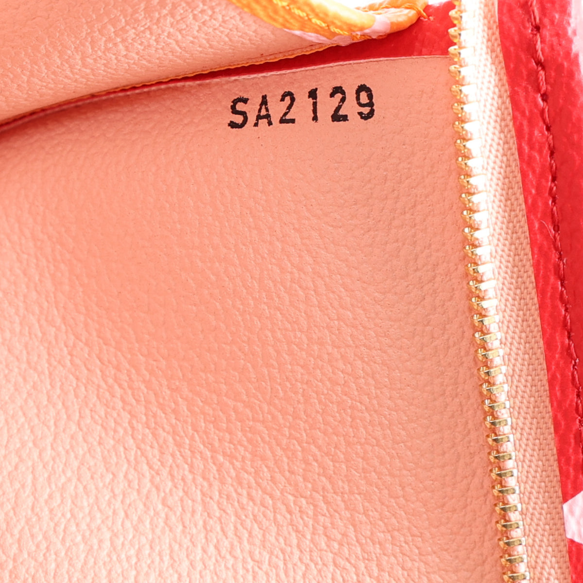 Monogram Giant Toiletry Pouch 26 Rouge