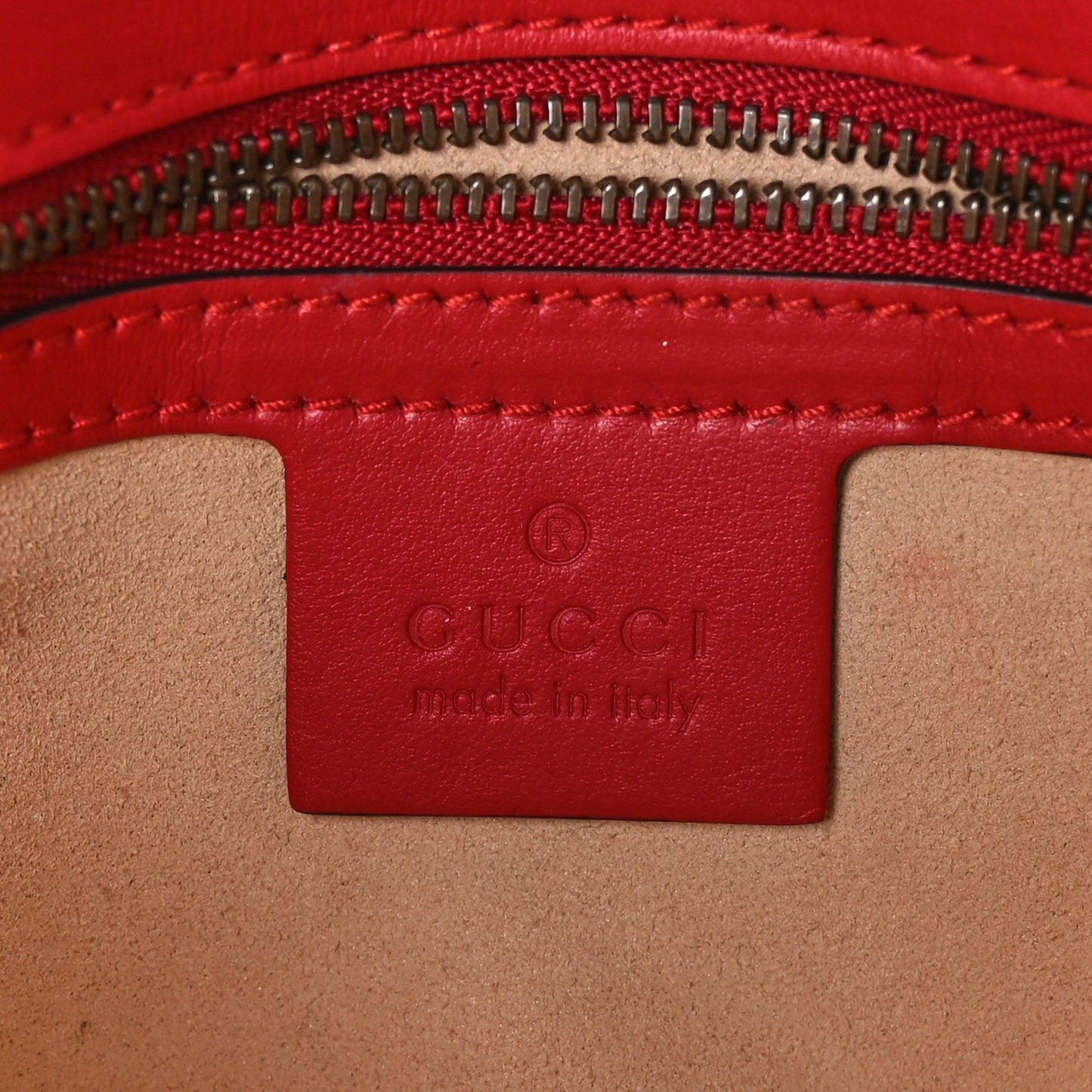 Calfskin Matelasse Small GG Marmont Shoulder Bag Hibiscus Red