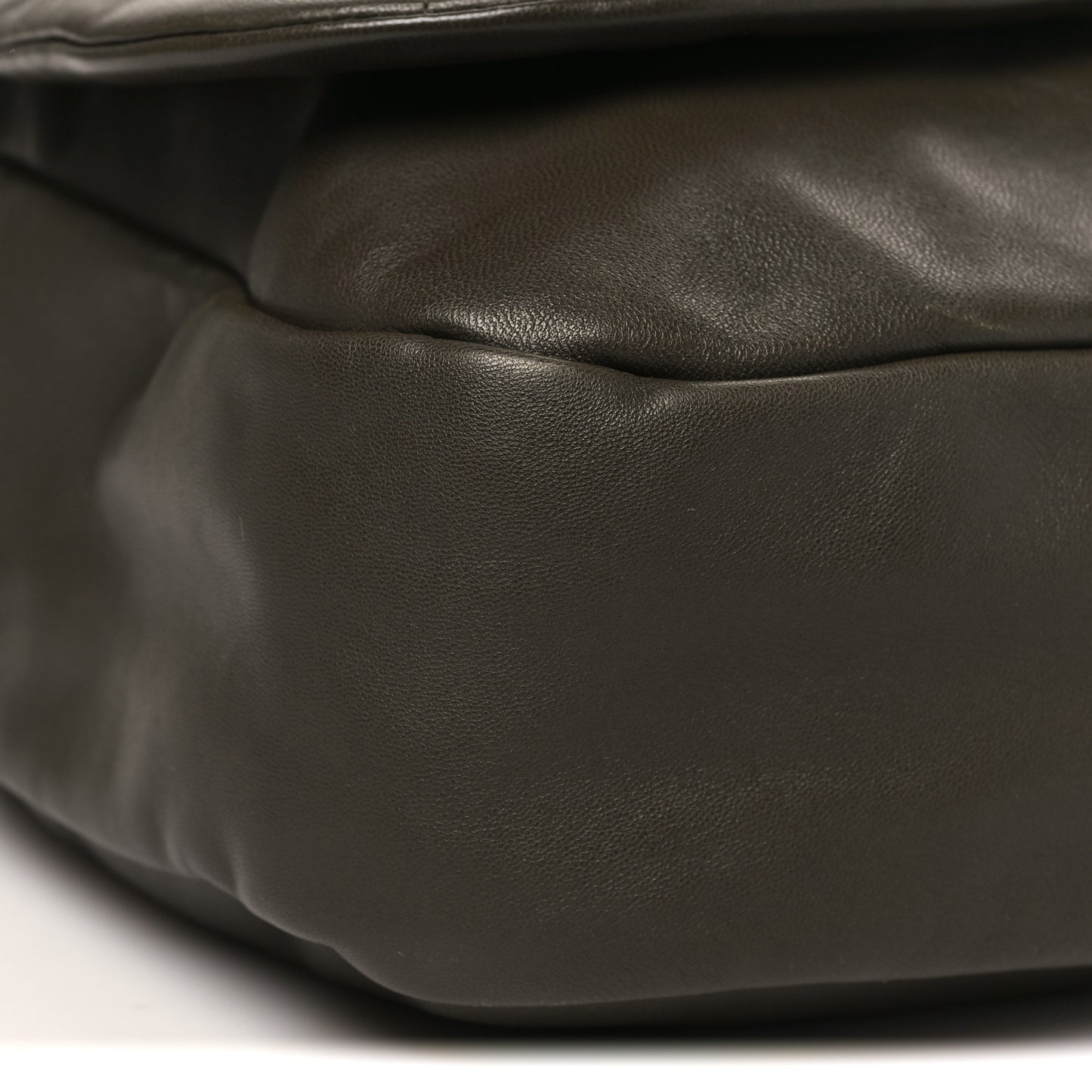 Lambskin Matelasse Monogram Large Jamie 4.3 Light Musk