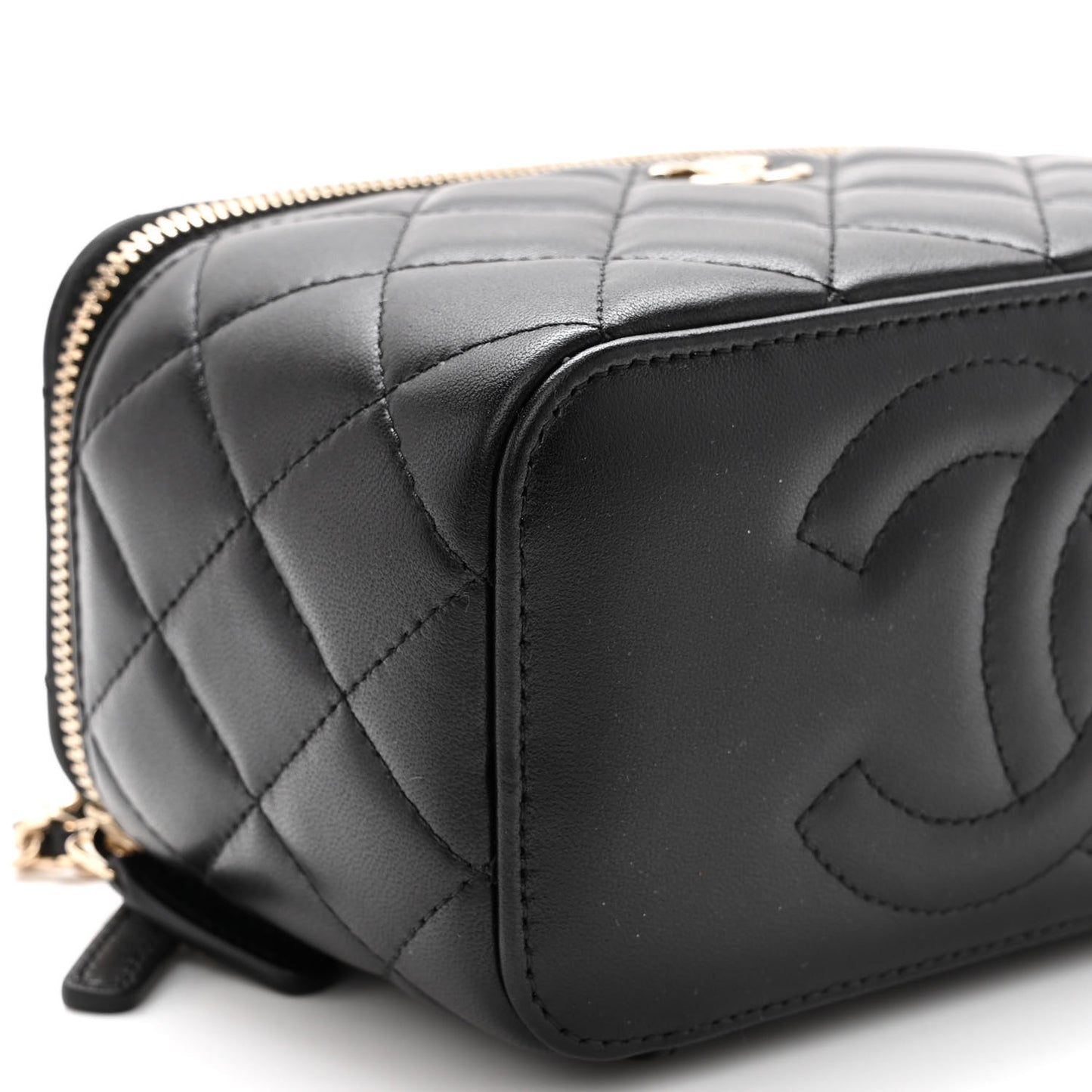 Lambskin Quilted Small Top Handle Vanity Case With Chain Black
