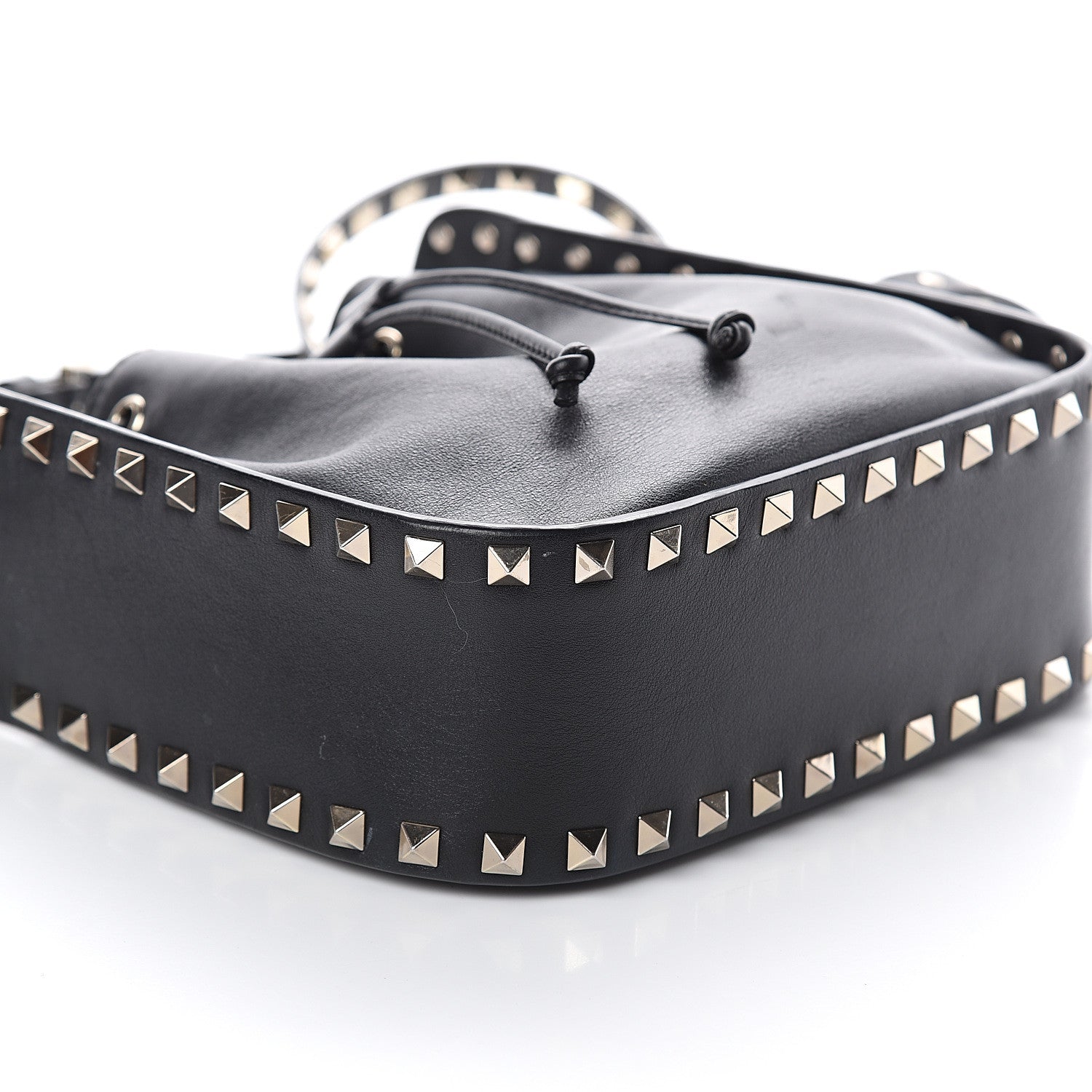 Valentino Garavani Vitello Rockstud Bucket Bag Black 7 of 8