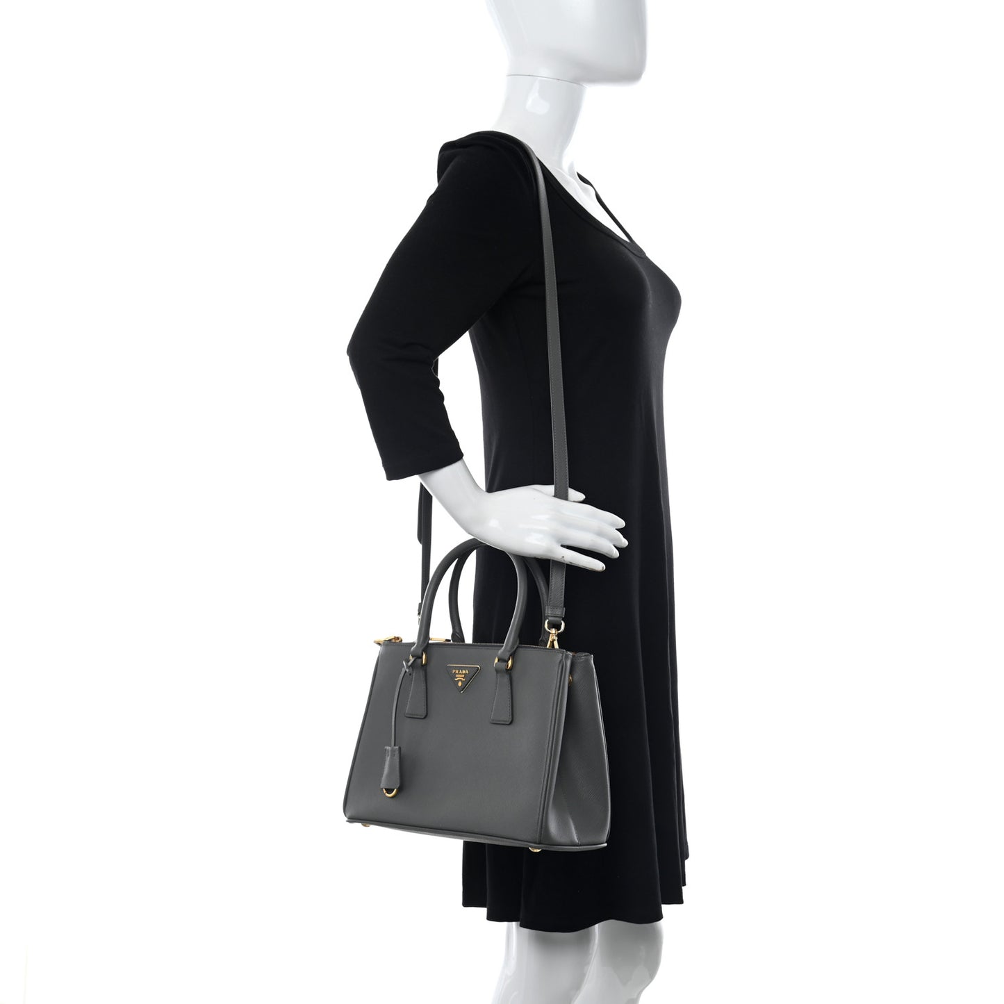 Saffiano Medium Galleria Double Zip Tote