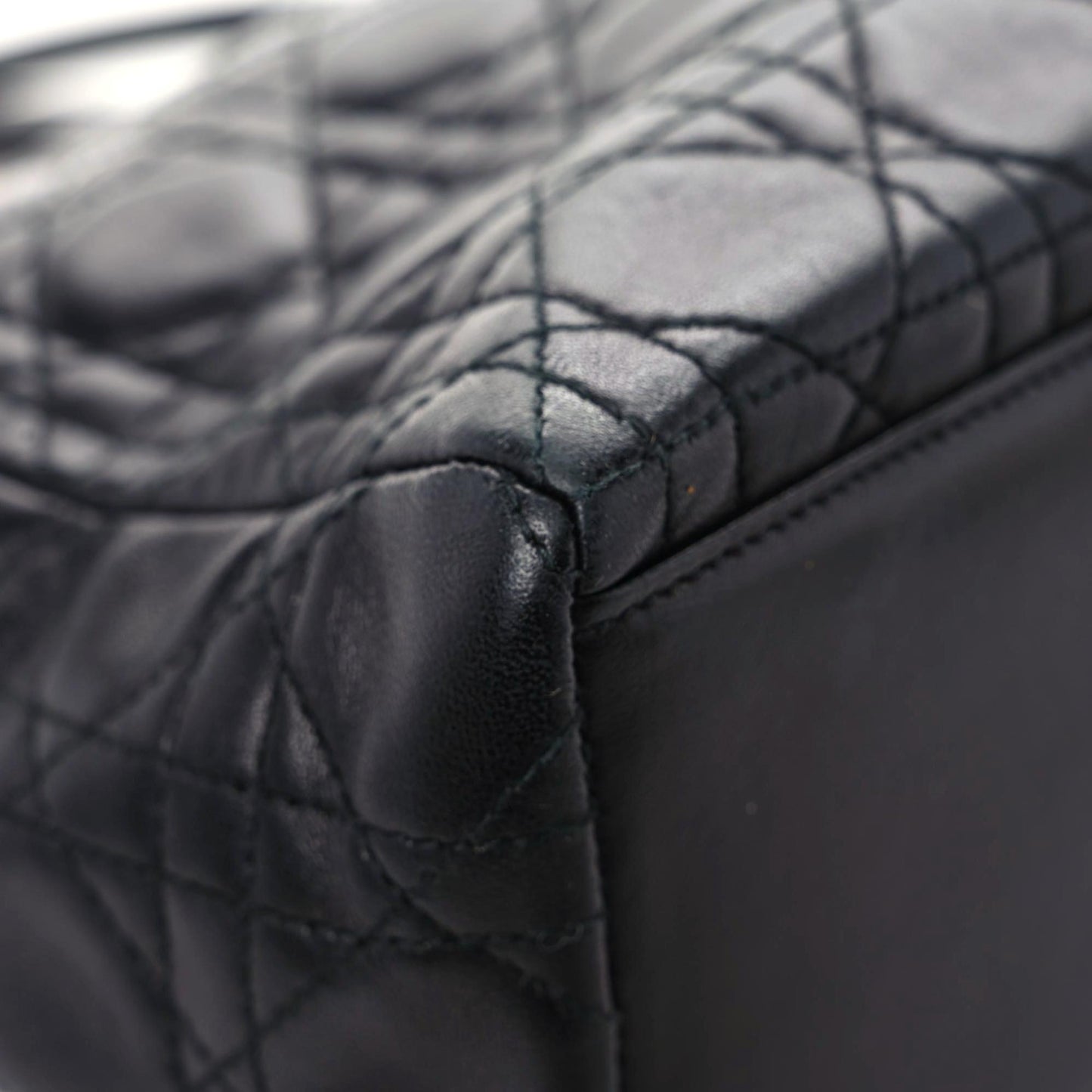 Lambskin Cannage Medium Lady Dior Black