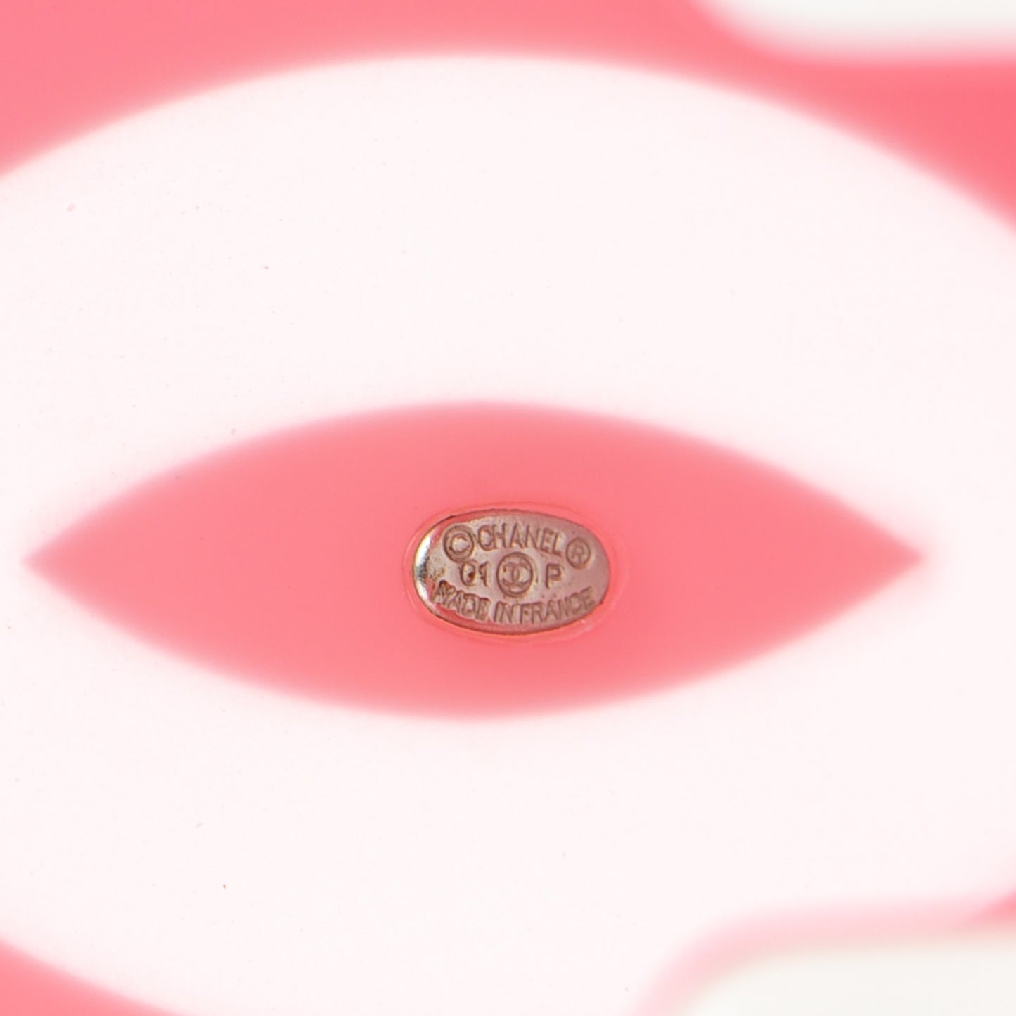 Resin CC Wide Cuff White Pink