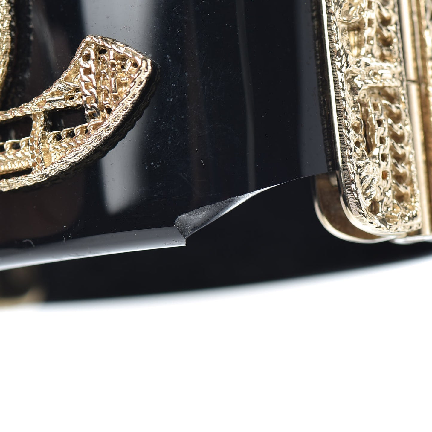 Resin Crystal CC Cuff Black Gold